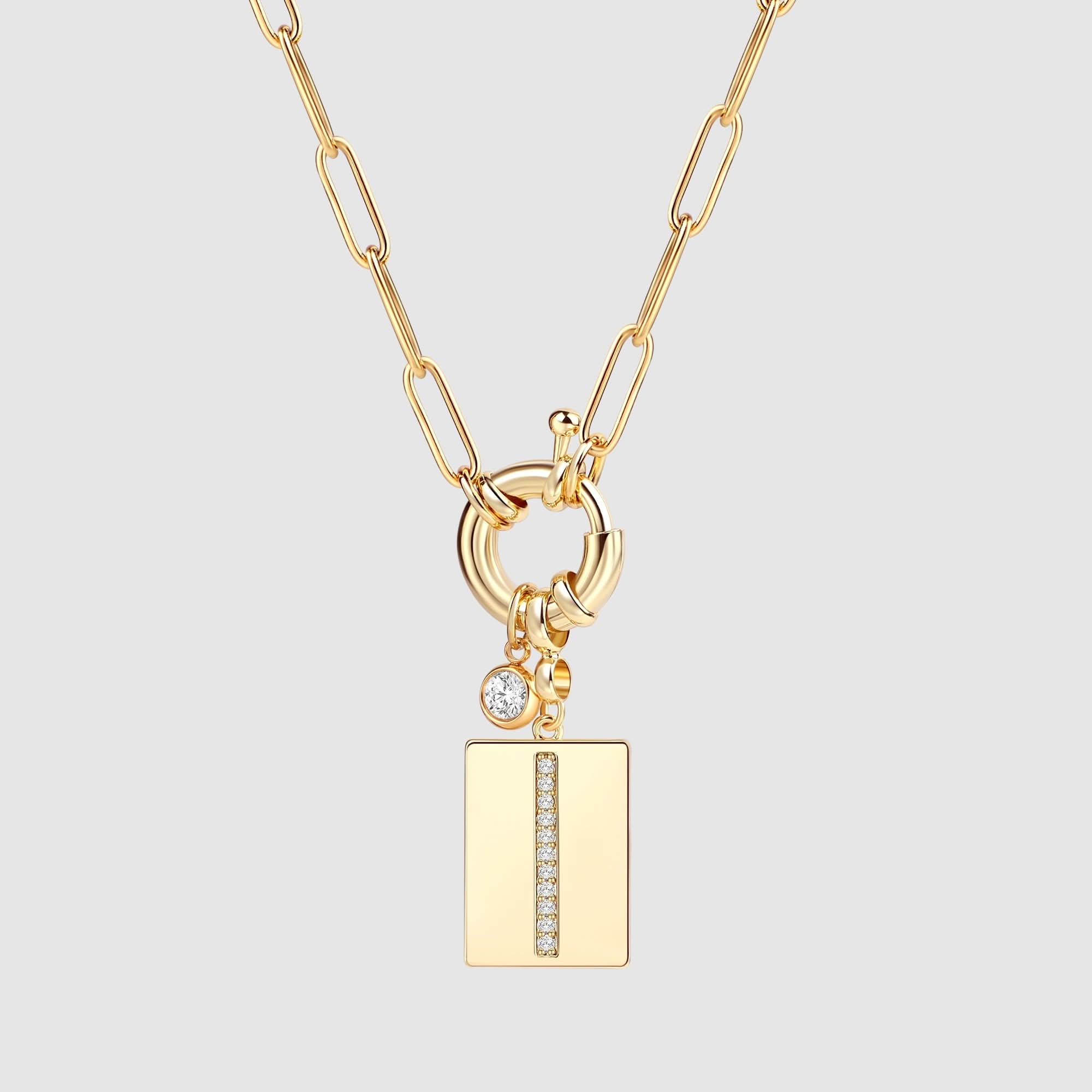 Collier pendentif avec initiale pavé et chaîne maille papier