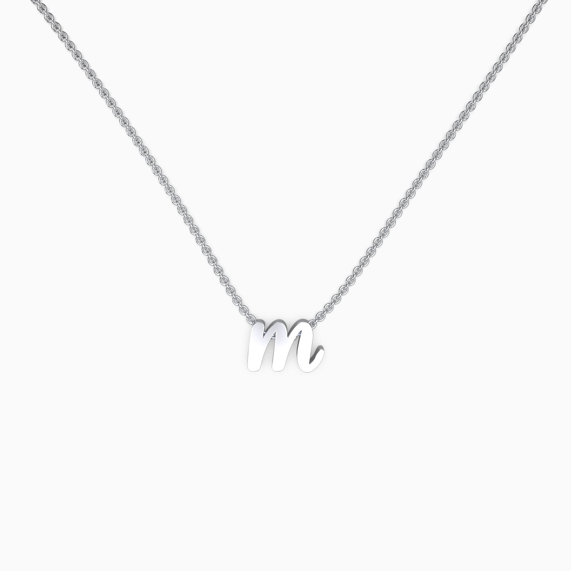 Collier avec initiale minuscule