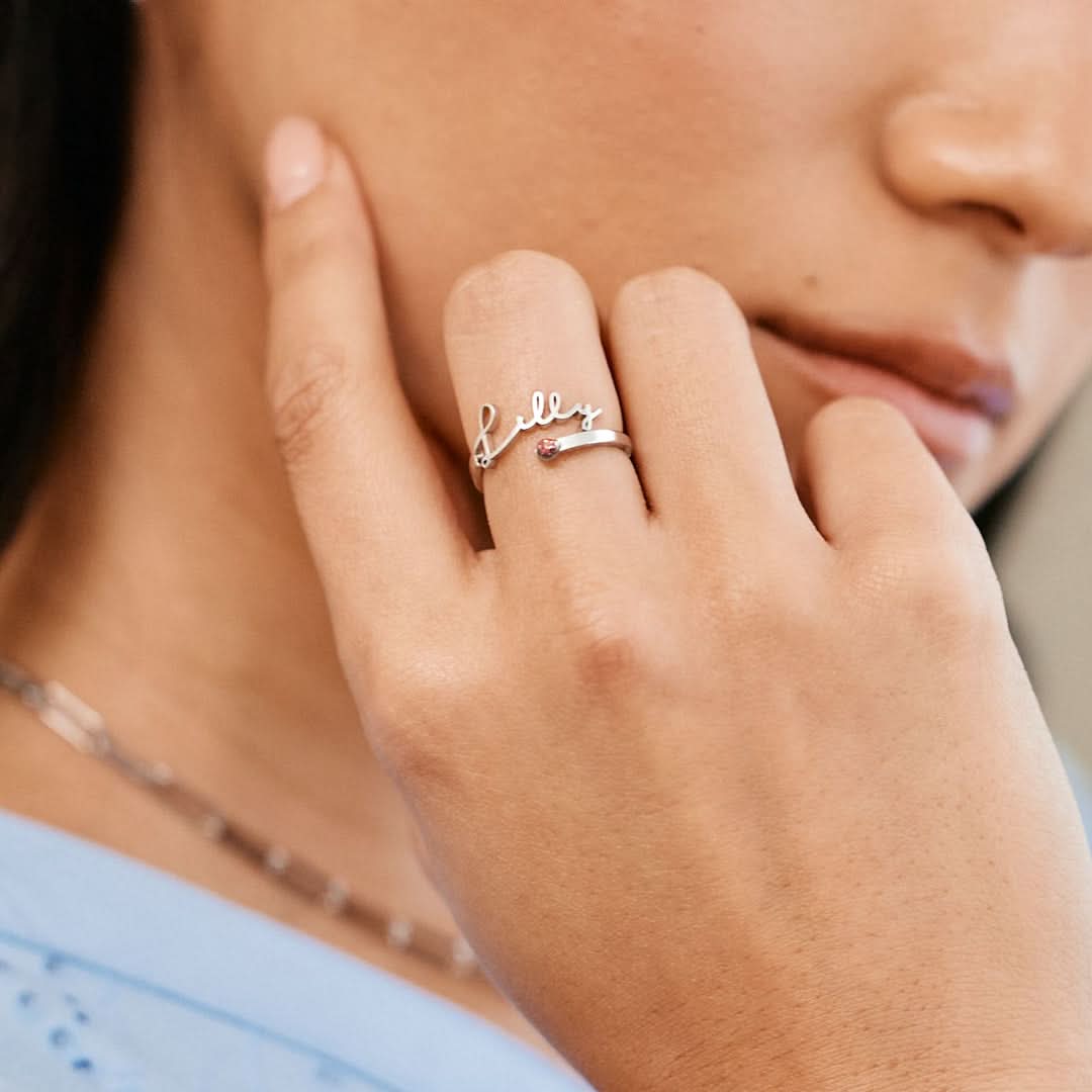 Bague avec pierre de naissance personnalisée