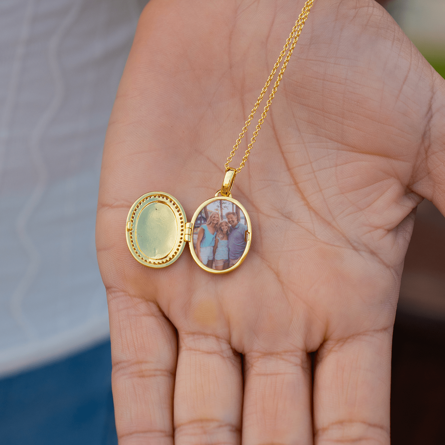 Collier Médaillon Ovale Personnalisé