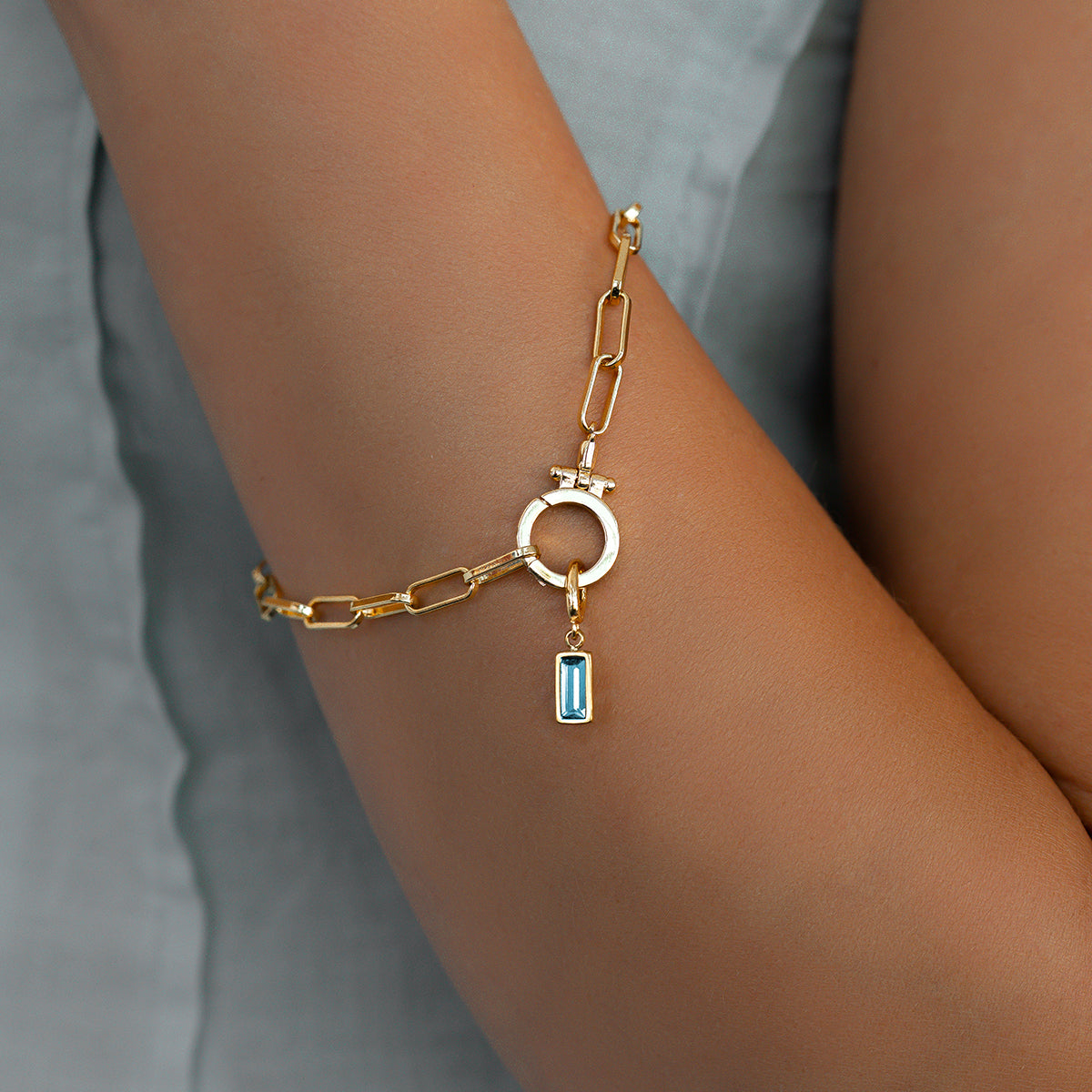 Charm con pietra di nascita baguette delicato