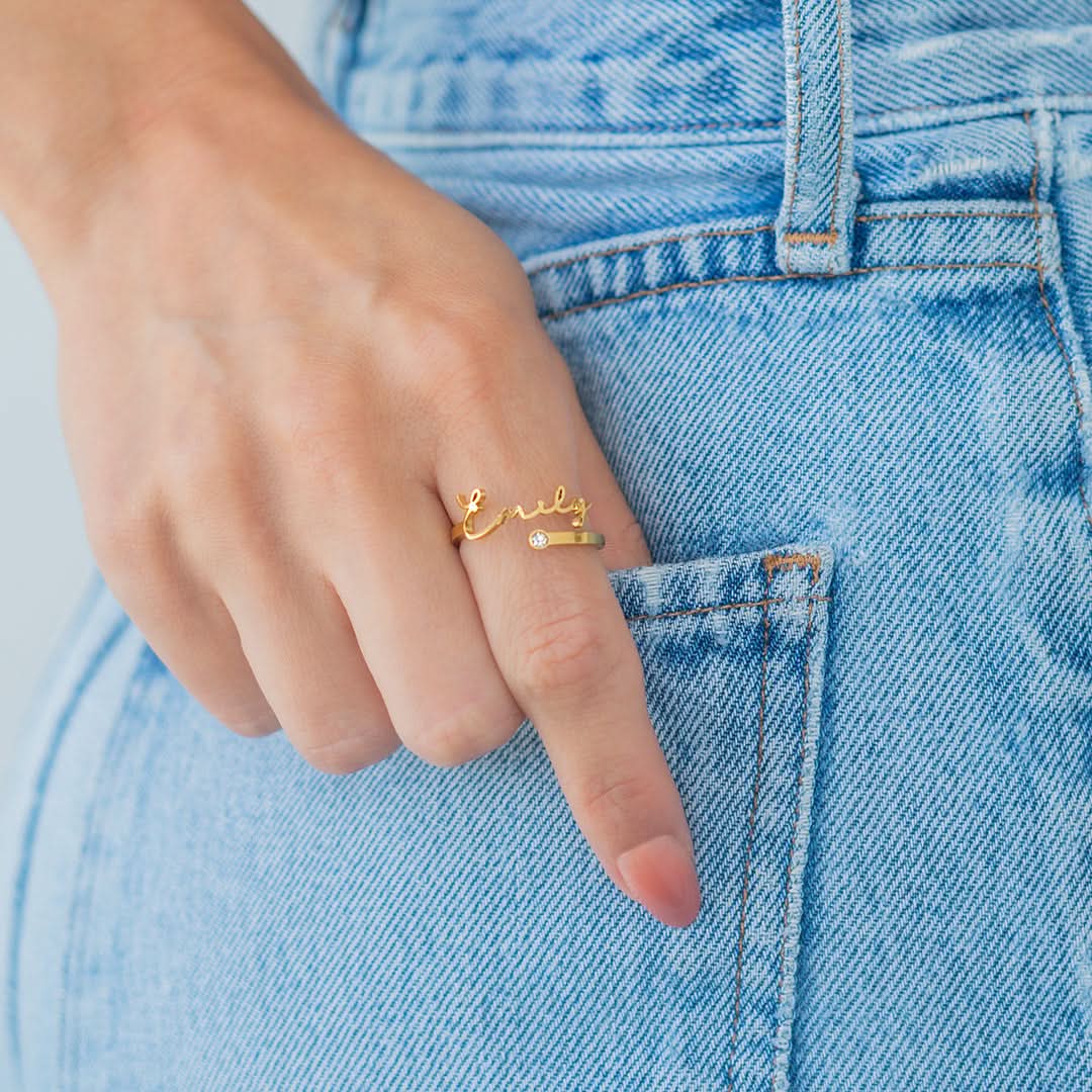 Bague avec pierre de naissance personnalisée