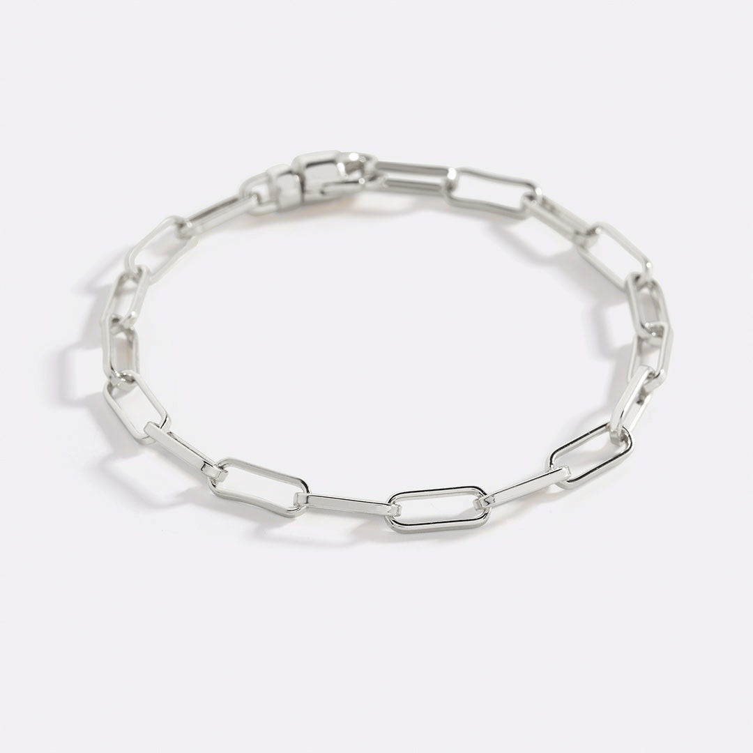 Bracciale a catena tipo paperclip a maglie aperte
