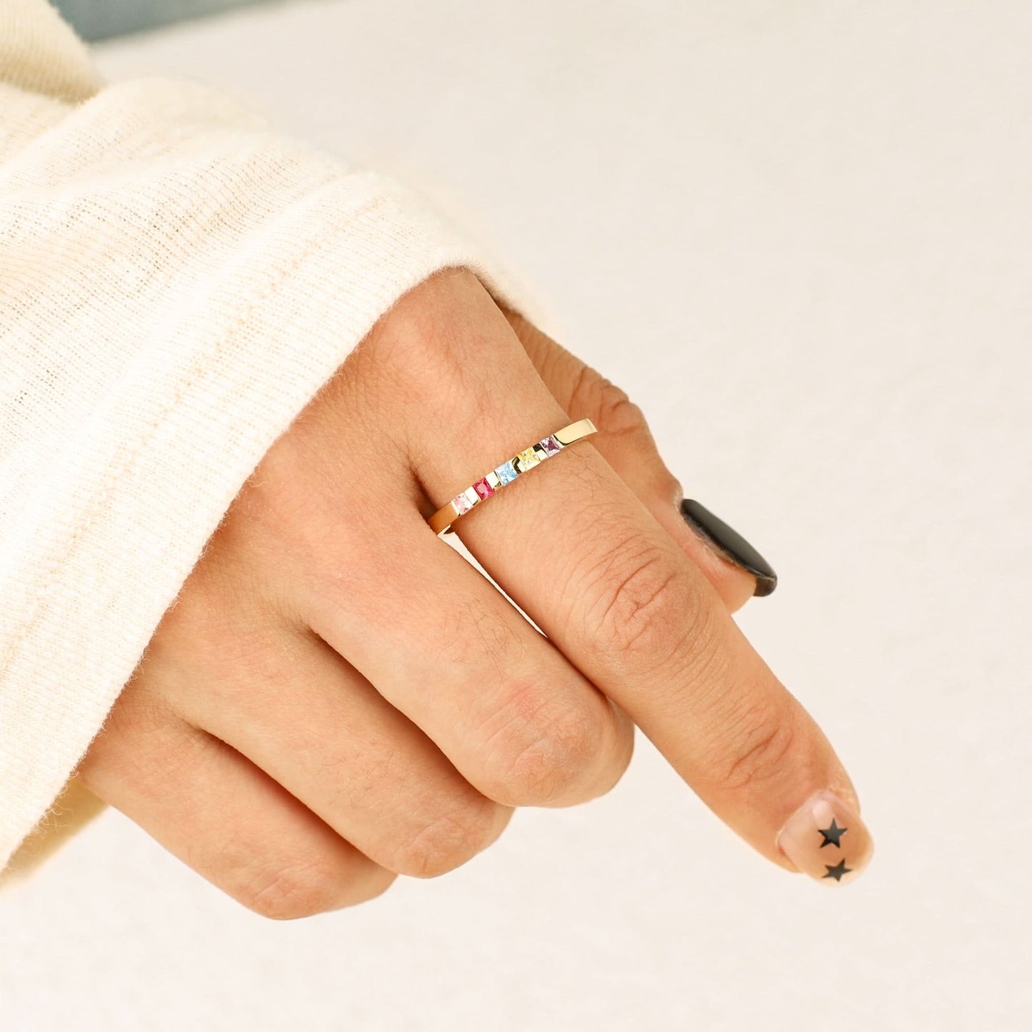 Bague avec pierre de naissance taille princesse