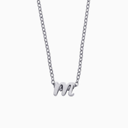 Collier avec initiale minuscule