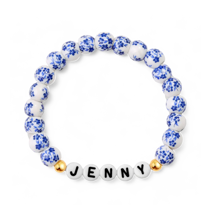 Bracelet de perles florales en porcelaine bleue avec nom personnalisé