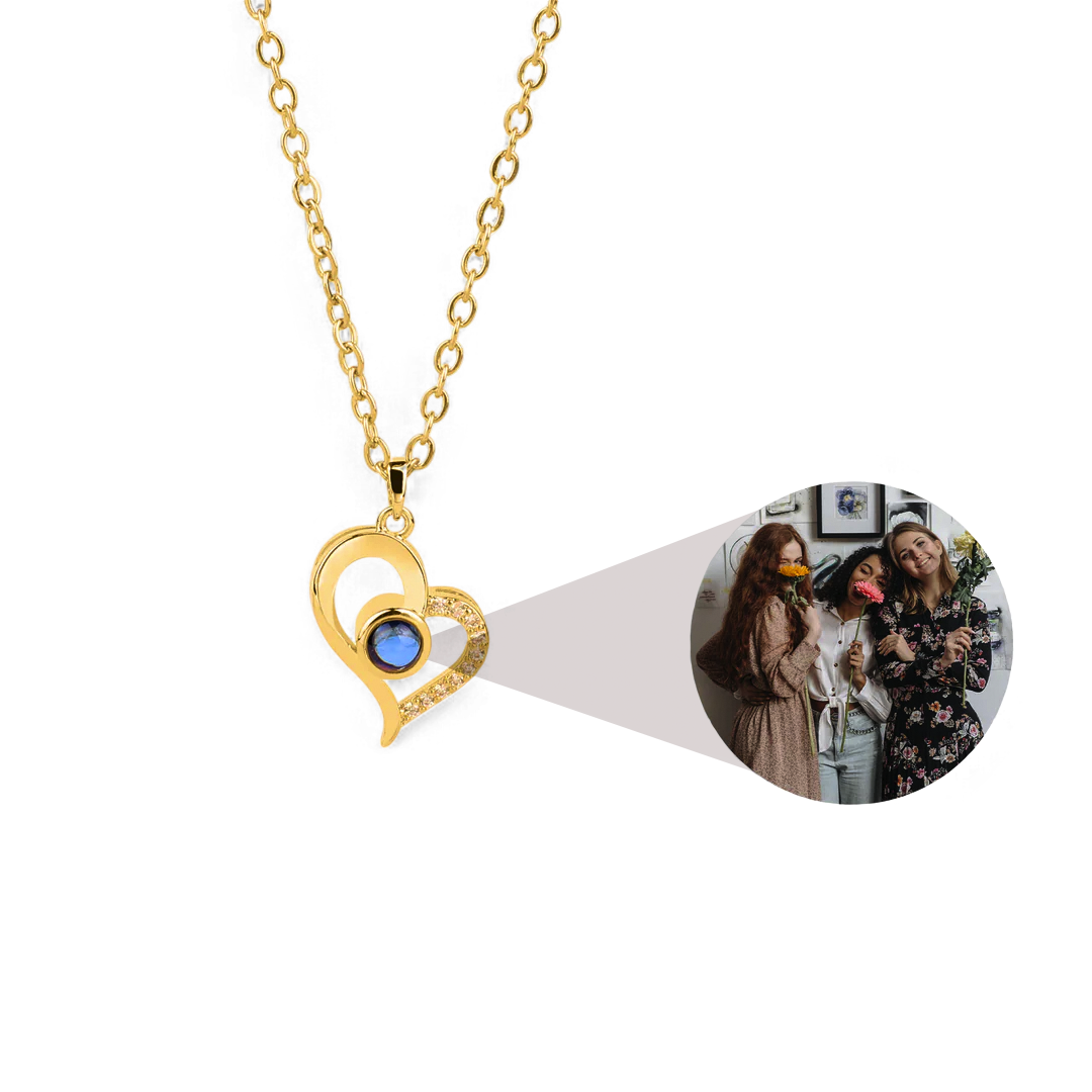 Collier photo demi-pavé en forme de cœur