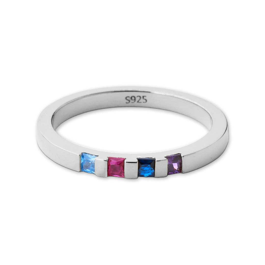 Bague avec pierre de naissance taille princesse