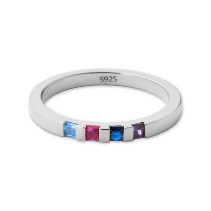 Bague avec pierre de naissance taille princesse