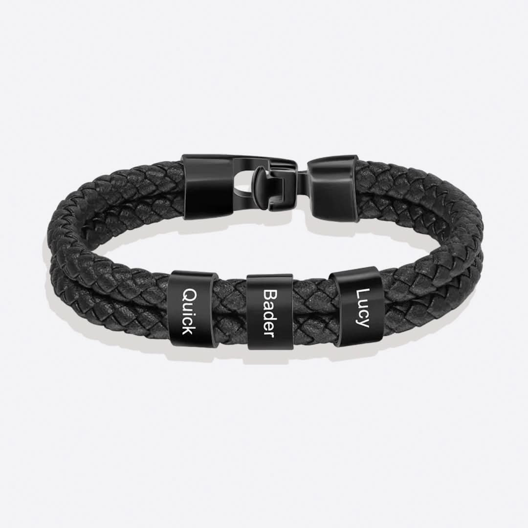 Bracelet minimaliste personnalisé en perles avec nom