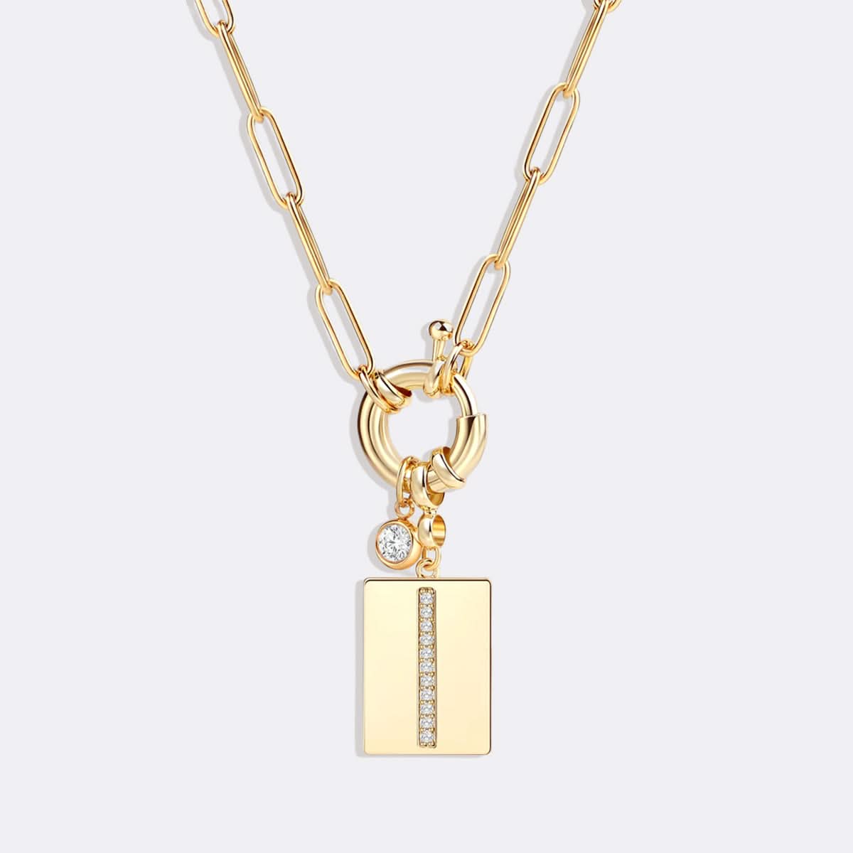 Collier pendentif avec initiale pavé et chaîne maille papier