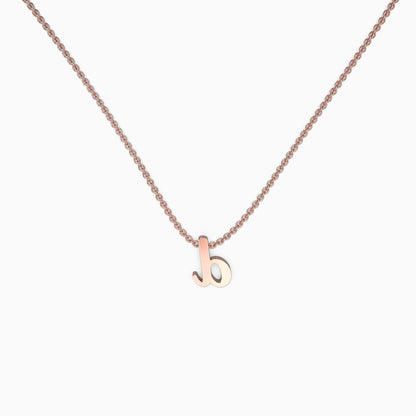 Collier avec initiale minuscule