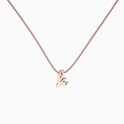 Collier avec initiale minuscule