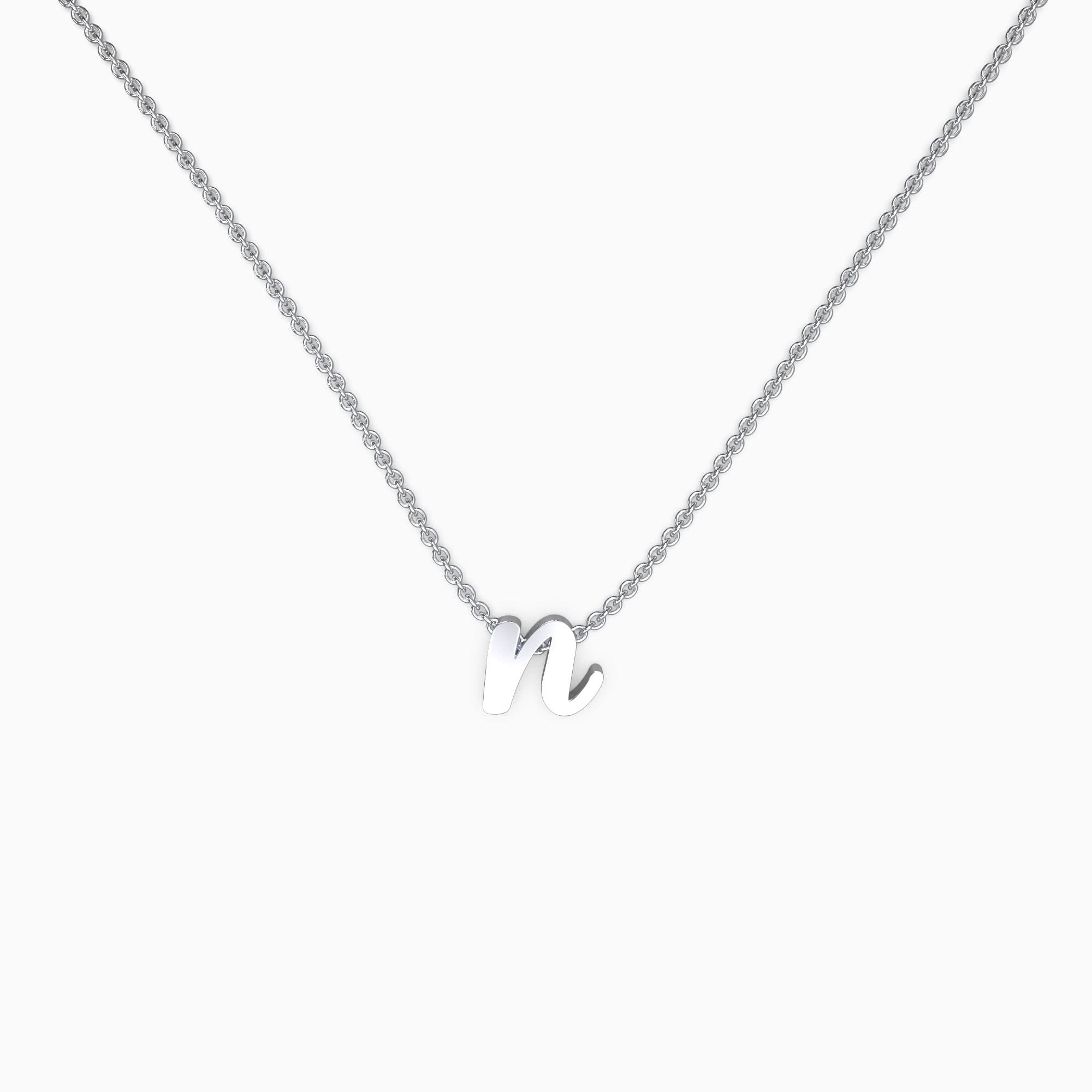 Collier avec initiale minuscule