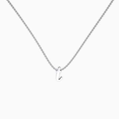 Collier avec initiale minuscule