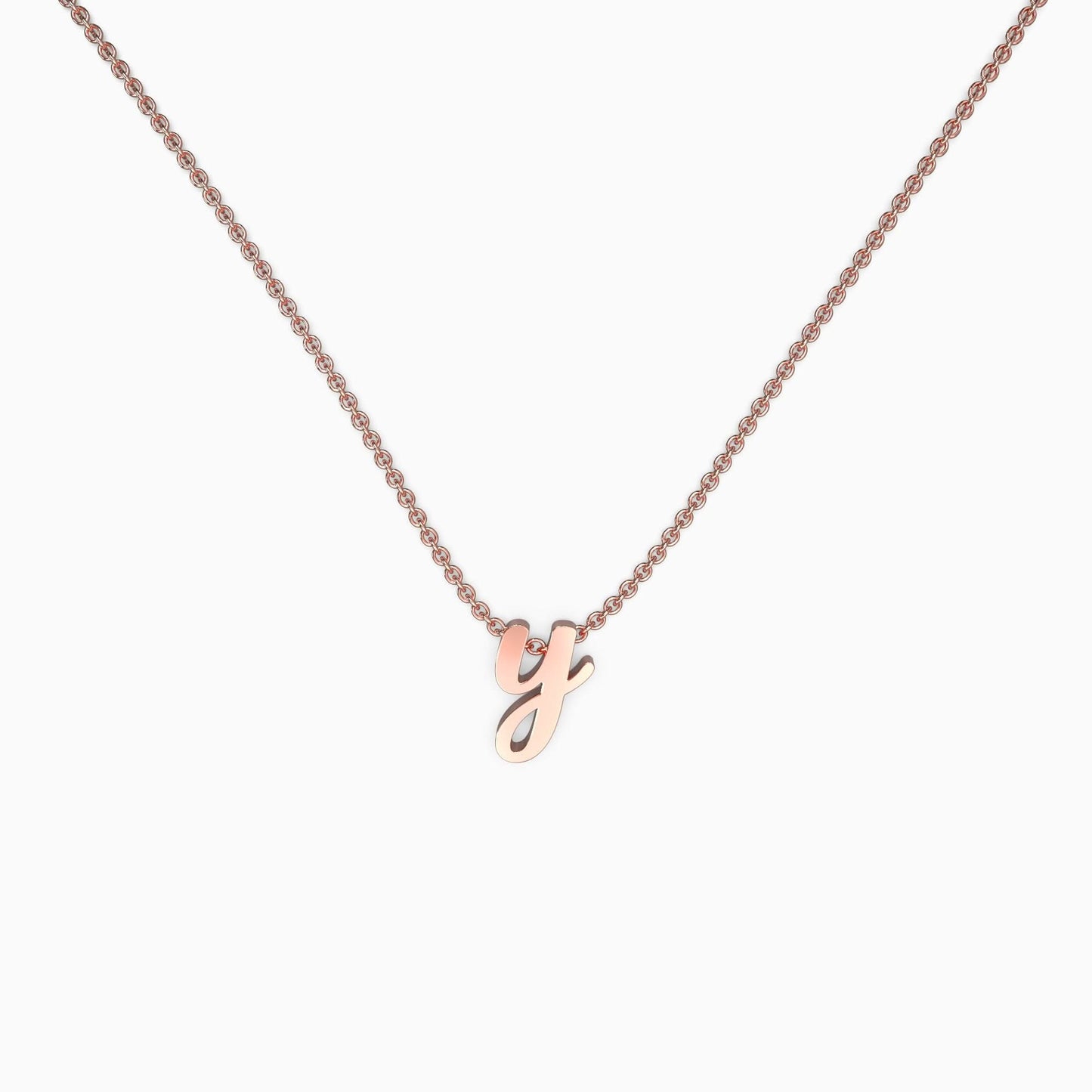 Collier avec initiale minuscule