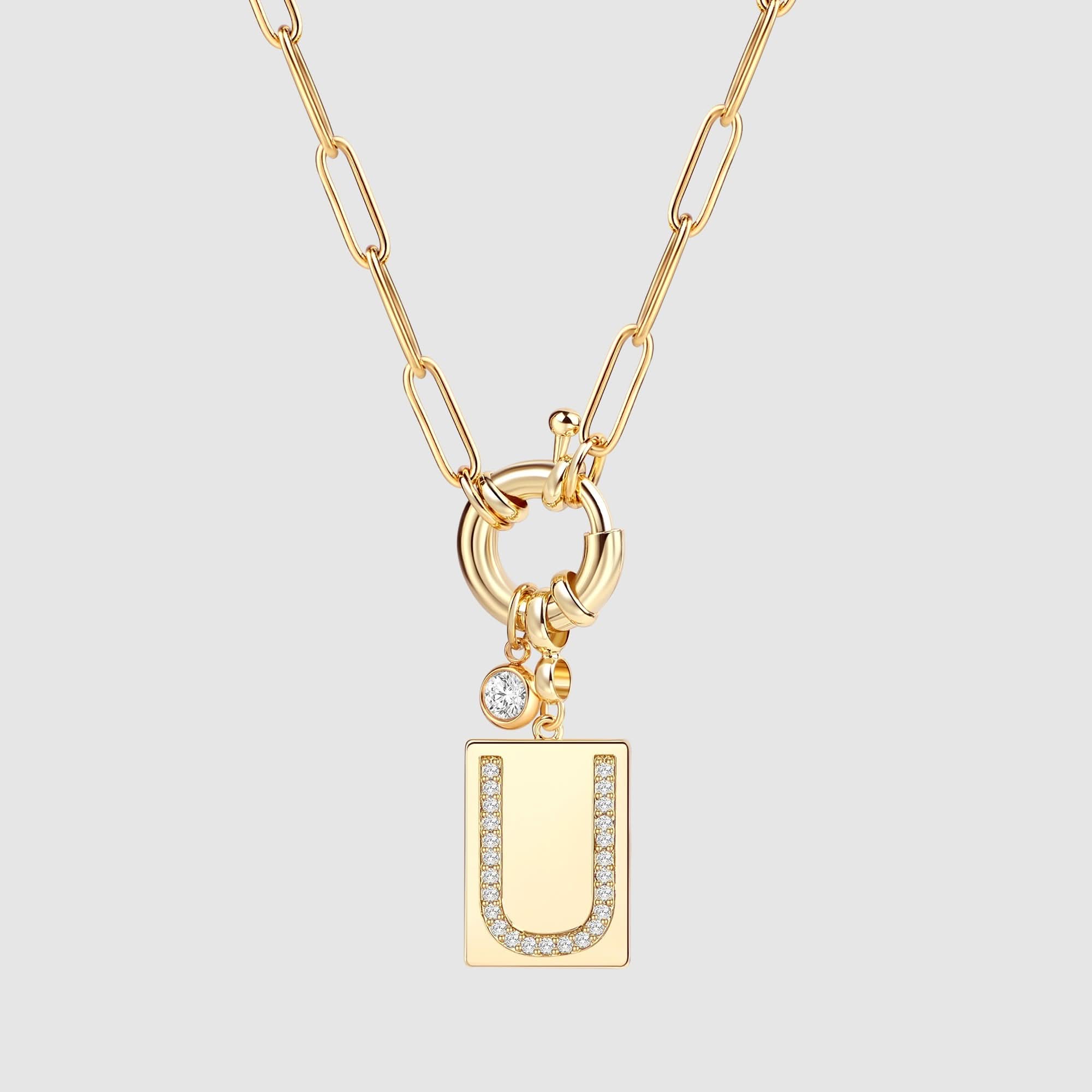 Collier pendentif avec initiale pavé et chaîne maille papier