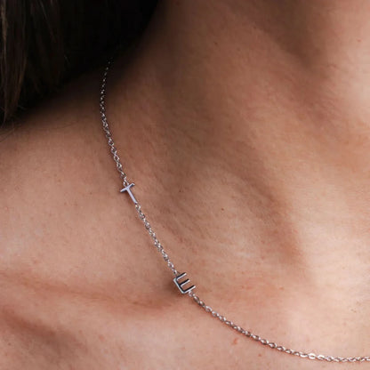 Collier personnalisé avec initiales latérales