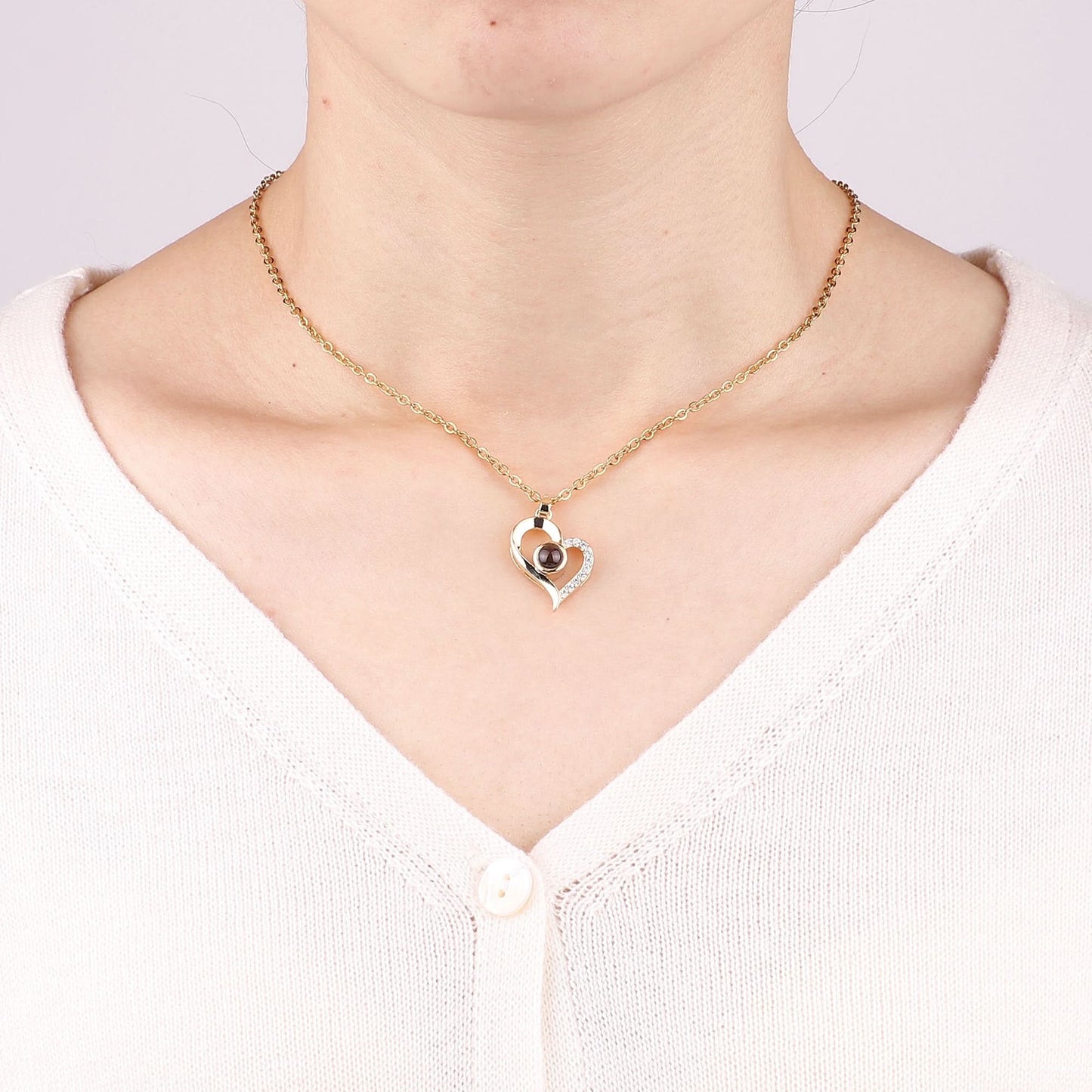 Collier photo demi-pavé en forme de cœur