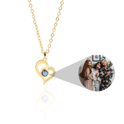 Collier photo demi-pavé en forme de cœur