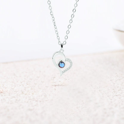 Collier photo demi-pavé en forme de cœur