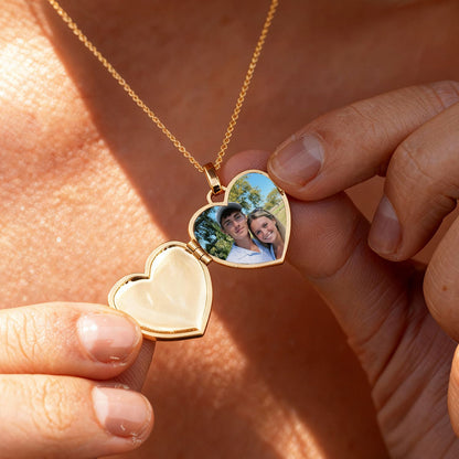 Collier Médaillon Personnalisé en Nacre