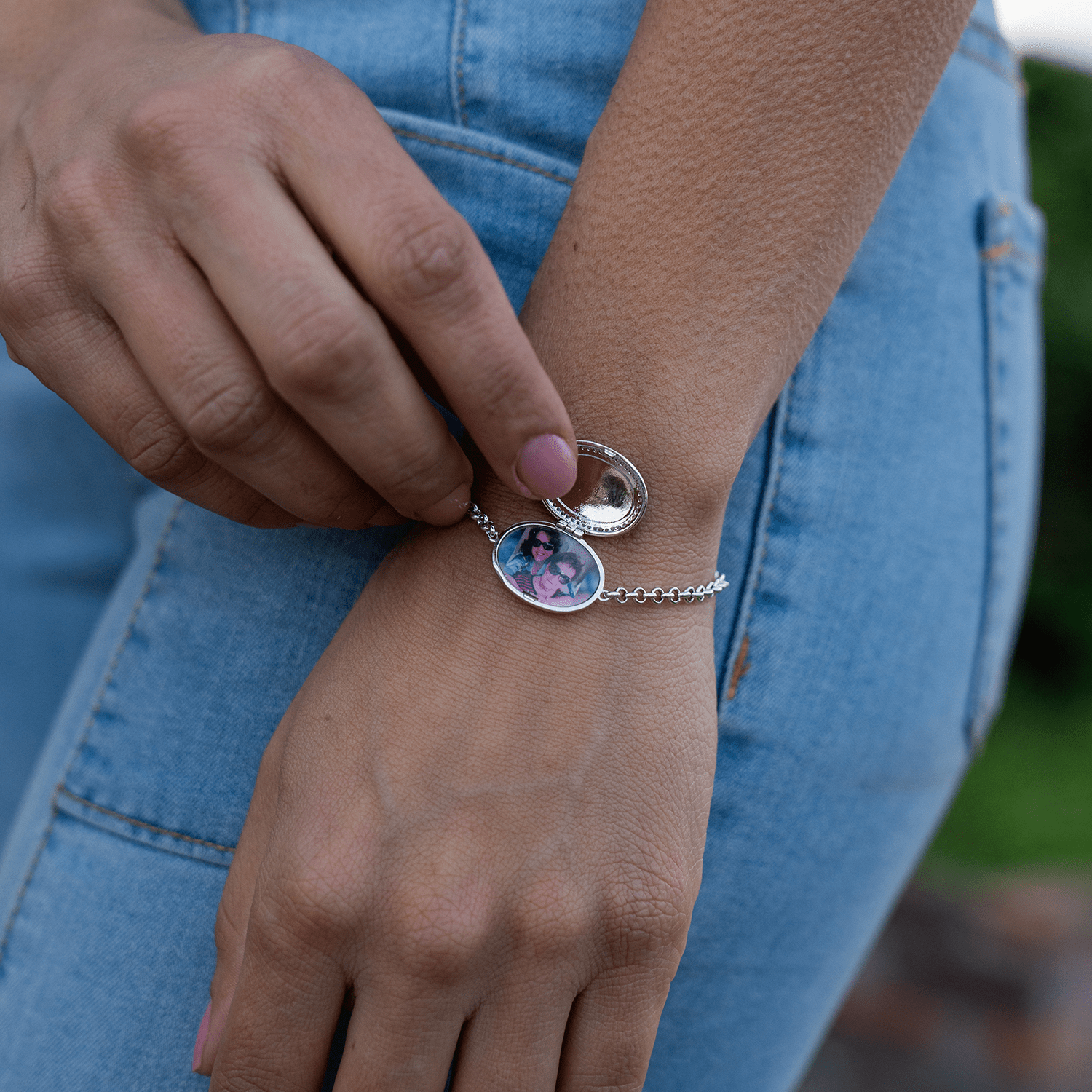 Bracelet médaillon ovale personnalisé