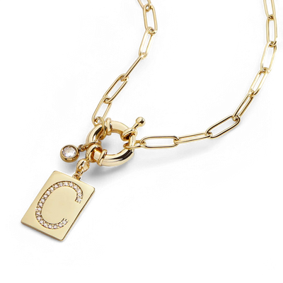 Collier pendentif avec initiale pavé et chaîne maille papier