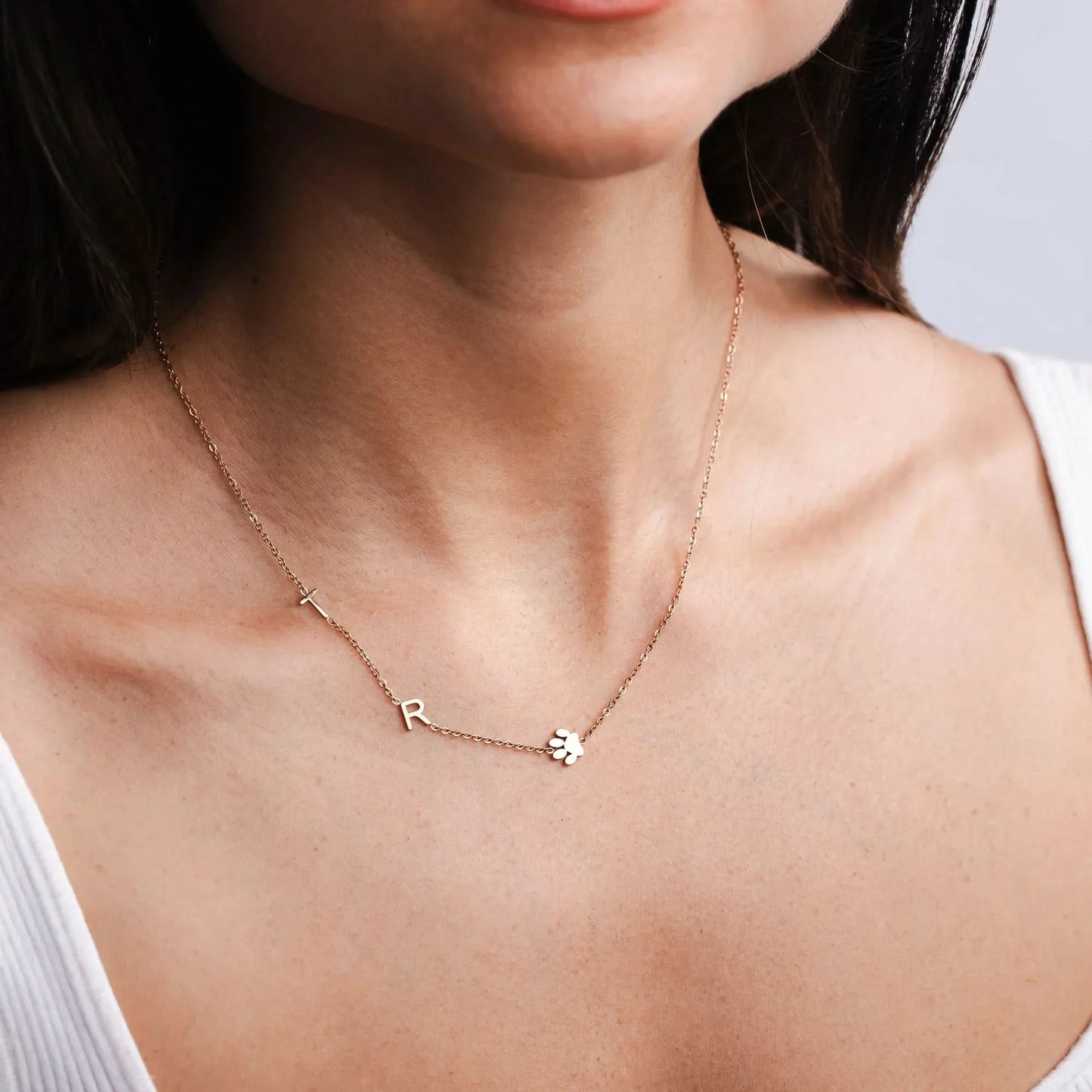 Collier personnalisé avec initiales latérales