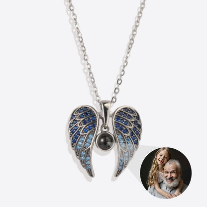 Collier photo commémoratif avec ailes d'ange étincelantes