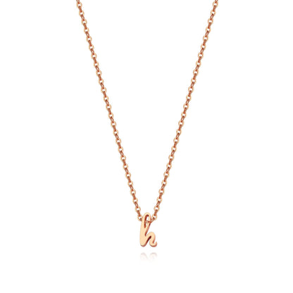 Collier avec initiale minuscule