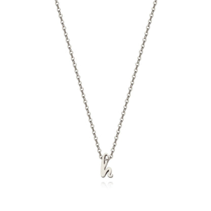 Collier avec initiale minuscule